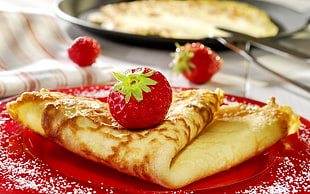 depth of field photo of pancake with strawberry HD wallpaper