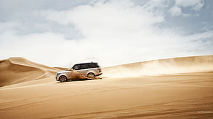 silver SUV, Range Rover, car, desert, vehicle HD wallpaper