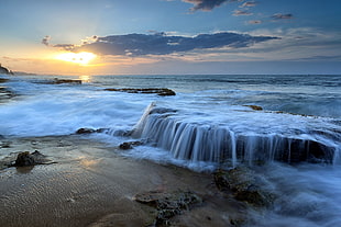 sea shore photo