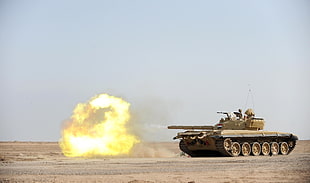 Battle Tank firing HD wallpaper