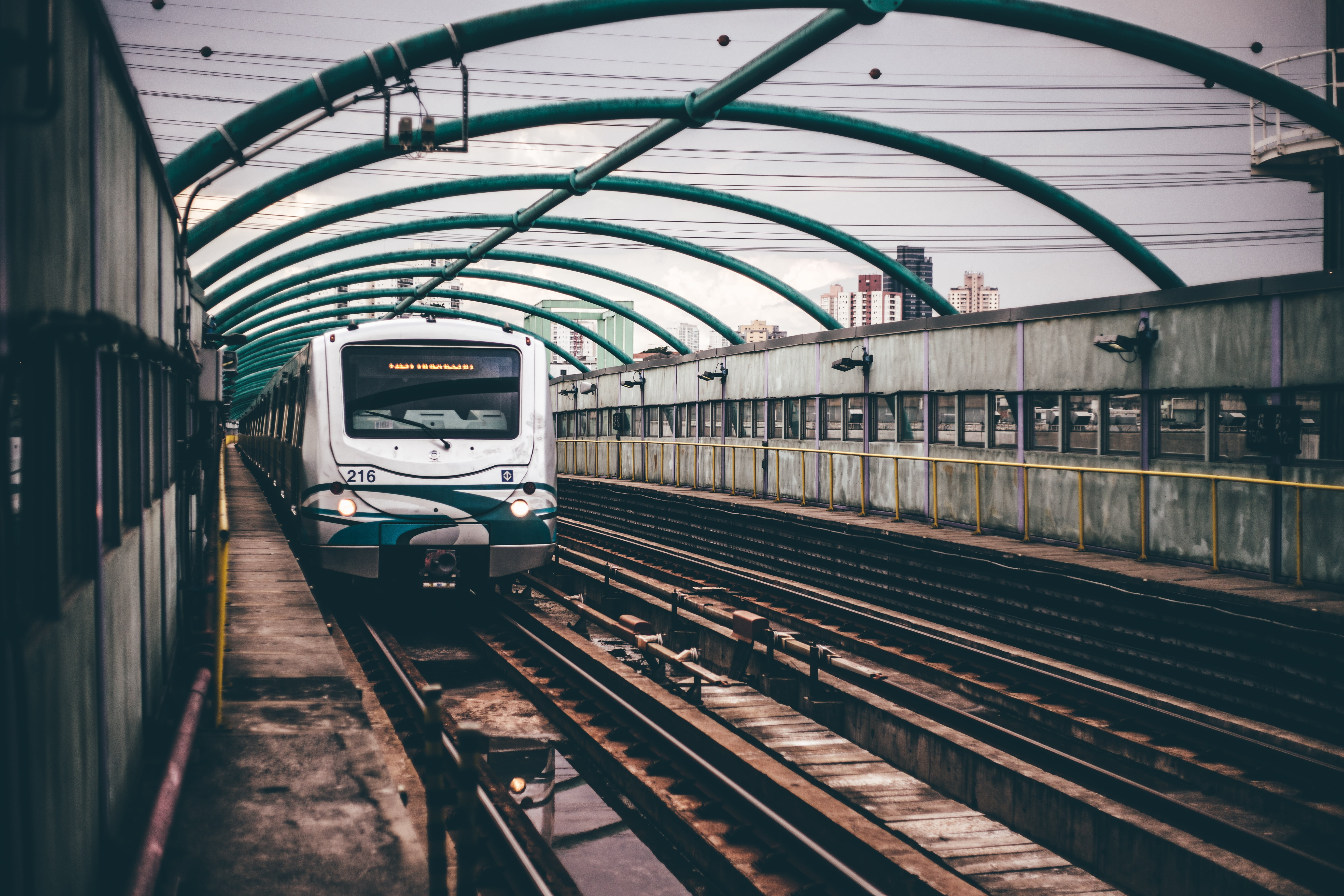 Rail station. Станция Сити-Холл Нью-Йорк. Поезда. Станция поезда. Платформа поезда.