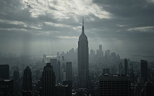 Empire State Building, New York City, cityscape, clouds HD wallpaper