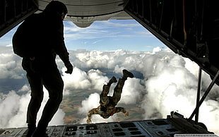 man jumping from plane, war, skydiving, soldier, military HD wallpaper