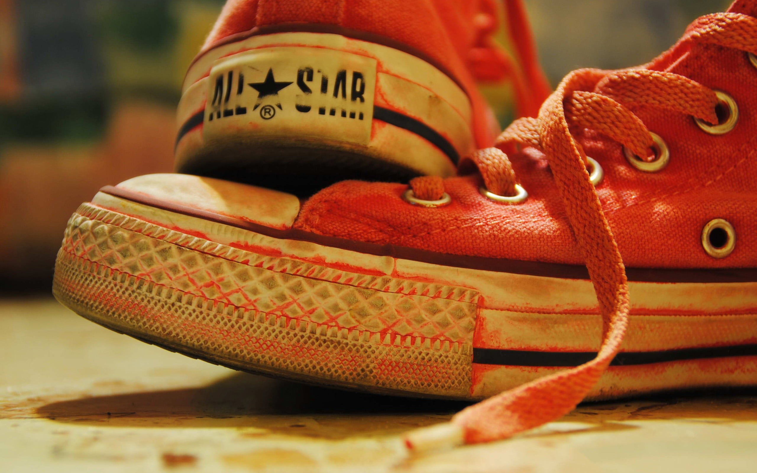 Close up photography of red painted Converse All-Star shoe HD wallpaper |  Wallpaper Flare