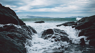 rocky islet wallpaper, sea, rock, foam, water