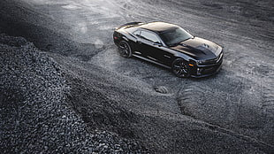 black Ford Mustang coupe, Chevrolet Camaro