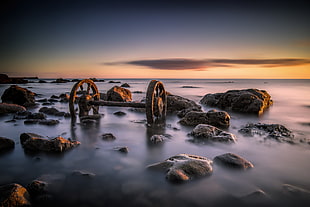 wagon wheel on the sea