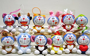 Doraemon keychain lot HD wallpaper