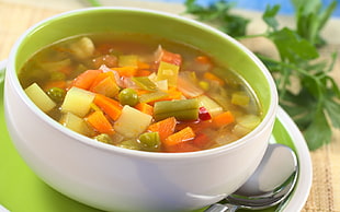 assorted slice vegetable soup in white ceramic bowl HD wallpaper