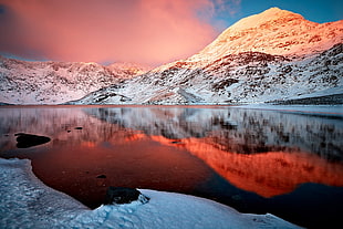 ice covered mountain, lake, landscape, sunlight, reflection HD wallpaper