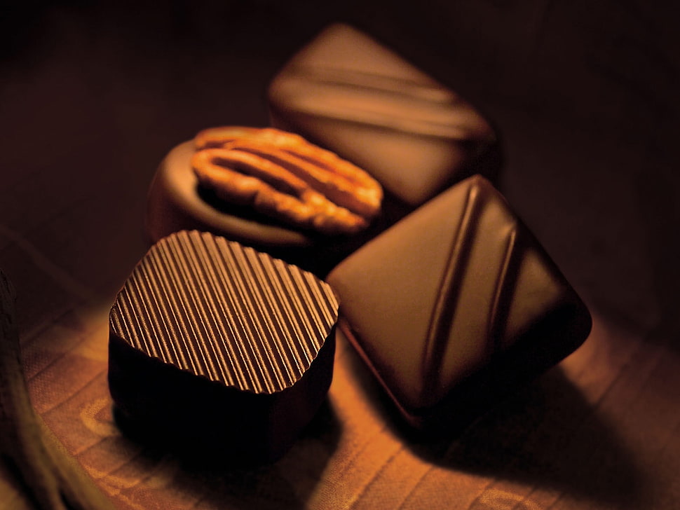 focus photo of chocolate truffles HD wallpaper