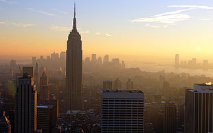 Empire State Building during golden hour HD wallpaper