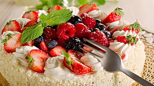 strawberry and blueberry cake