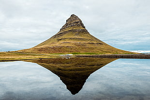 brown mountain, landscape, mountains, reflection, lake HD wallpaper