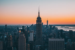 birds eye view of city building