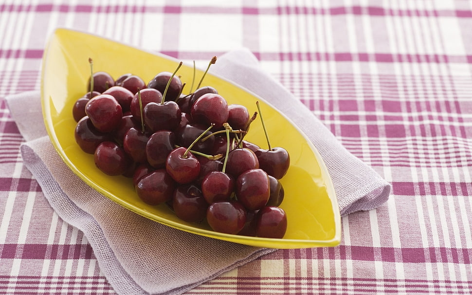 photo of cherry on yellow plate HD wallpaper