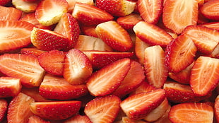 sliced strawberries HD wallpaper