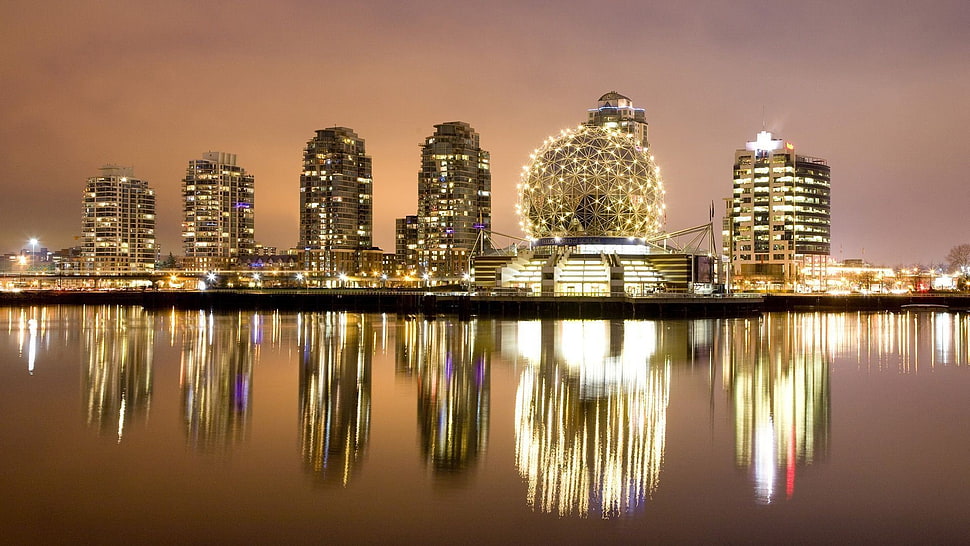 three brown and white ceramic table lamps, cityscape, building, reflection, lights HD wallpaper