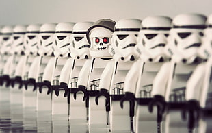 Lego Storm Trooper minifig set, LEGO, Star Wars, stormtrooper, humor HD wallpaper