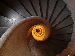 photo of spiral staircase HD wallpaper