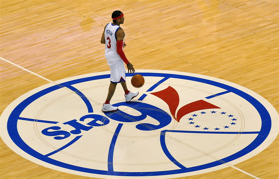 Men's white, blue, and red Philadelphia 76ers jersey shirt, NBA,  basketball, Allen Iverson, Philadelphia 76ers HD wallpaper | Wallpaper Flare