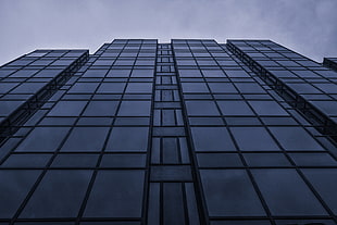 black glass panel building HD wallpaper