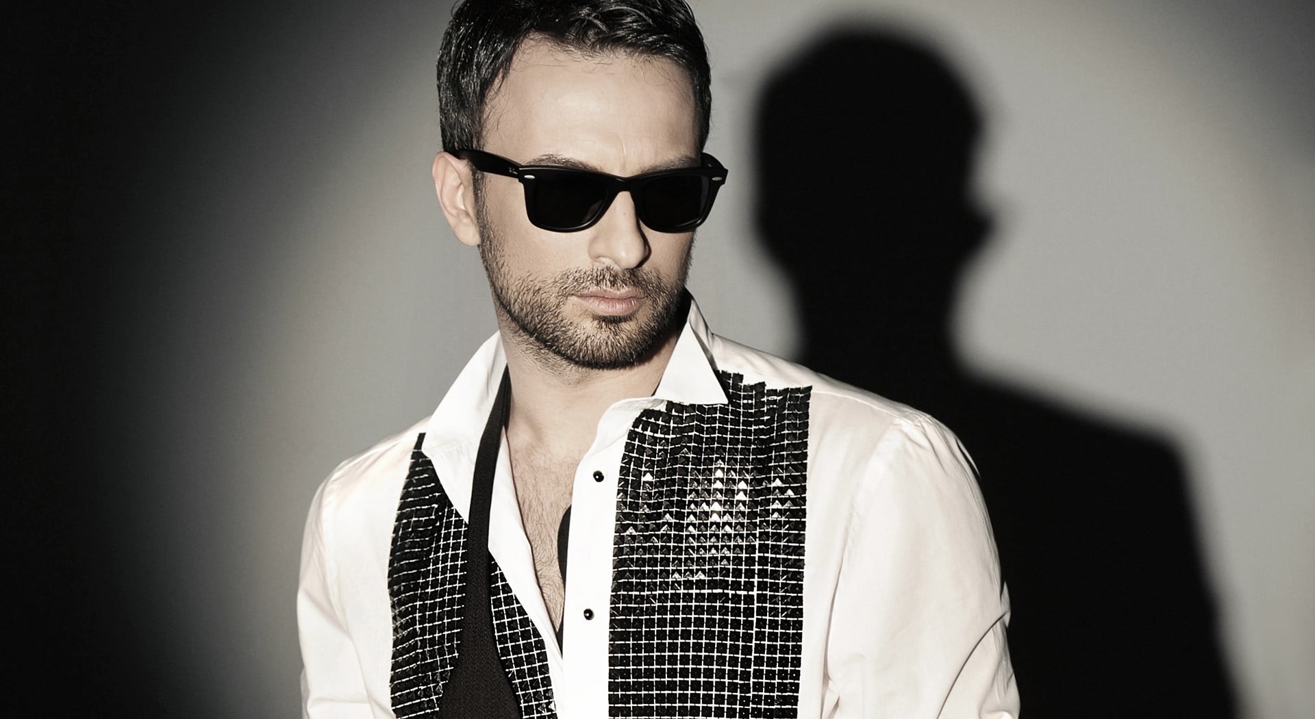Men's white and black dress shirt, Tarkan tevetoğlu, singer, actor, men HD  wallpaper | Wallpaper Flare