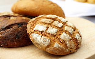 close up photography of bread HD wallpaper