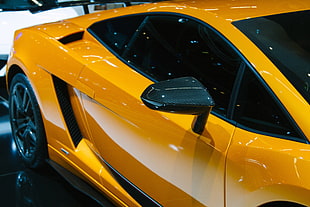 yellow Lamborghini Gallardo coupe