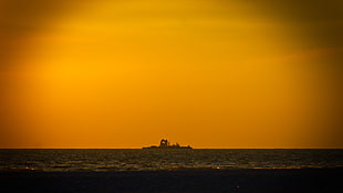 yellow and orange sunset, sea, ship, horizon, beach HD wallpaper