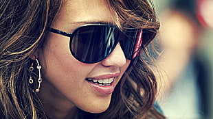 graphical portrait of woman wearing sunglasses