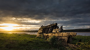 photo of abandoned ship, purton HD wallpaper