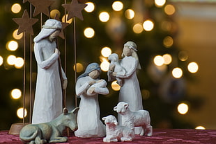 The Nativity ceramic figurine HD wallpaper