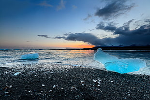 splashing body of water