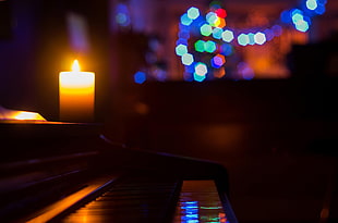 candles, piano, macro, colorful HD wallpaper