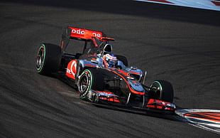 red and blue go kart, Formula 1