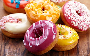 photo of doughnuts HD wallpaper