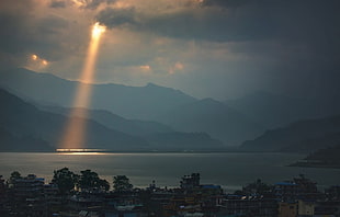 landscape photo of ocean, landscape, nature, sun rays, lake