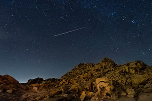 rocky mountain under the shooting garden, cougar, flys, lucerne valley, usa HD wallpaper