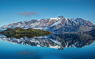 landscape photo of snowy mountain during daytime