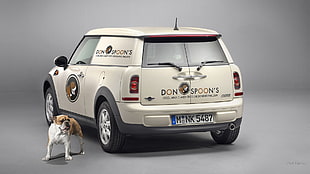 white Mini Cooper hatchback, Mini Clubvan, MINI Cooper Clubman, car, dog HD wallpaper