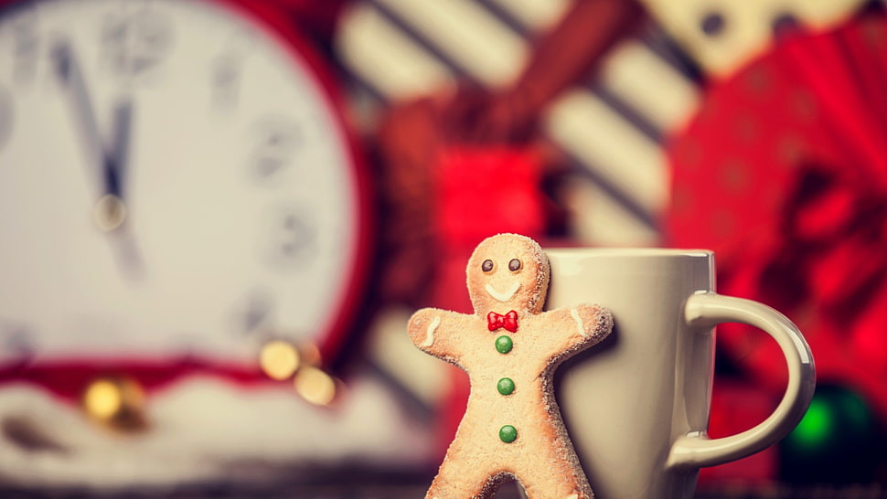 gingerbread and white mug, food, blurred HD wallpaper