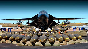 black fighter jet, machine gun, rocket, bombs, F-111 Aardvark HD wallpaper