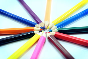 assorted color pencils HD wallpaper