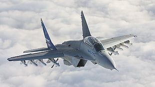 fighter jet on flight during daytime HD wallpaper