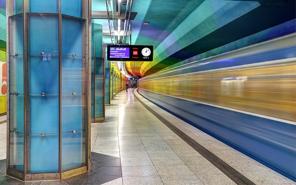 train subway station, subway, clocks, Munich, long exposure HD wallpaper