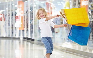 children's shopping on mall