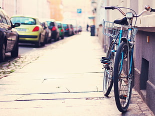 teal road bicaycle, photography, bicycle, street, urban HD wallpaper