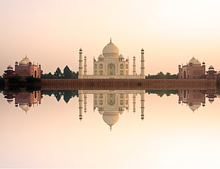 Taj Mahal building HD wallpaper