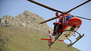 red and black full-suspension bike, Matthew Jordaan, paramedics, helicopters HD wallpaper